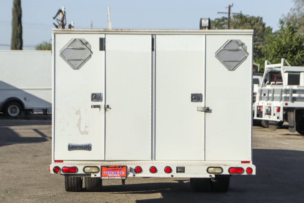 Used 2017 Ford F650 2WD SuperCab Super Duty image 9