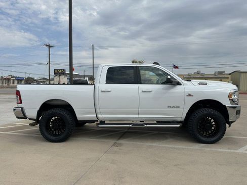Used 2021 RAM 2500 Big Horn image 6
