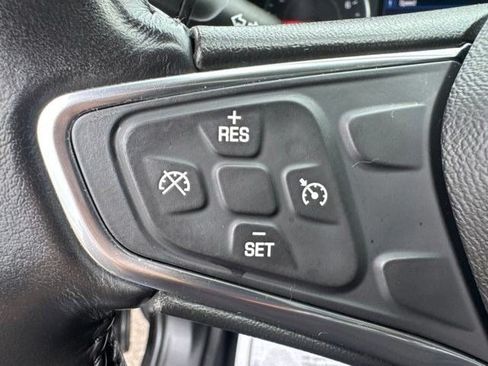 Used 2019 Chevrolet Equinox LT FWD image 20