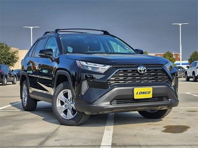 New 2025 Toyota RAV4 XLE