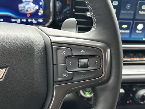 Used 2023 Chevrolet Silverado 1500 High Country w/ High Country Premium Package image 19