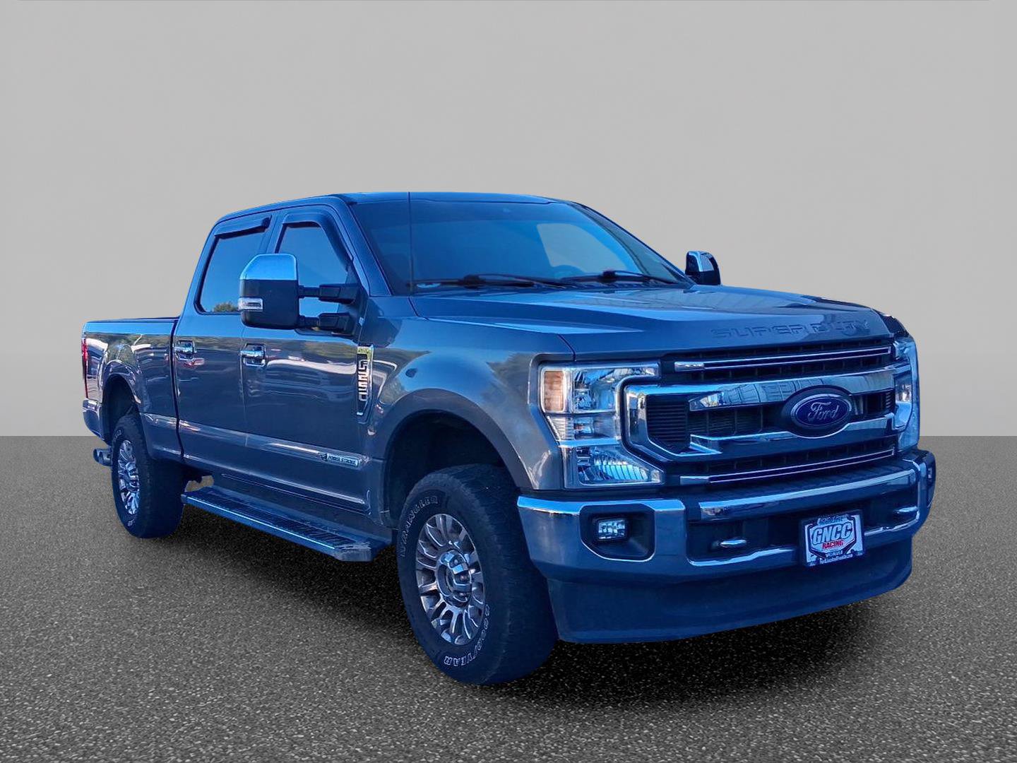 Used 2022 Ford F250 XLT w/ XLT Premium Package AWD/4WD image 3