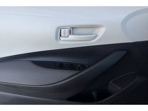 Certified 2025 Toyota Corolla LE FWD image 11