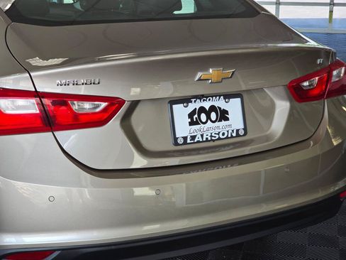 Used 2024 Chevrolet Malibu LT FWD image 12