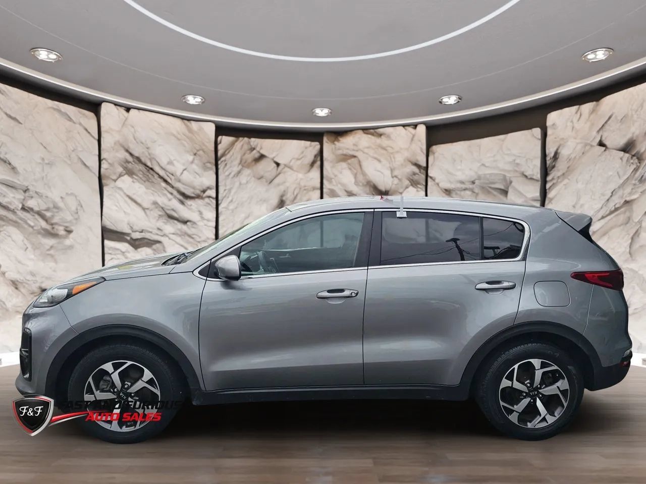 Used 2020 Kia Sportage LX FWD image 4