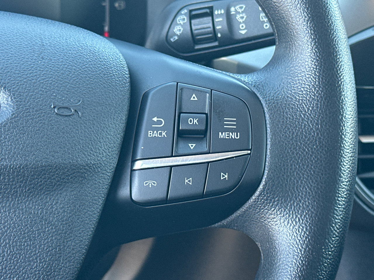 Certified 2025 Ford Escape Active FWD image 27