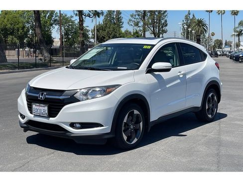 Used 2018 Honda HR-V EX-L image 2