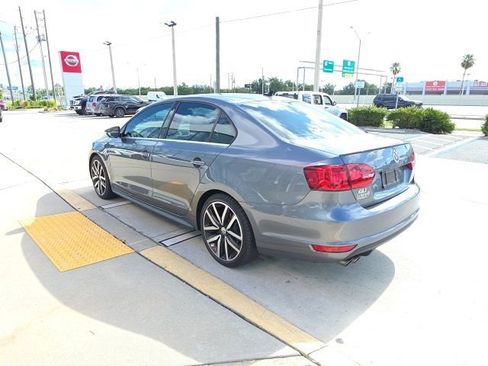 Used 2012 Volkswagen Jetta GLI FWD image 6