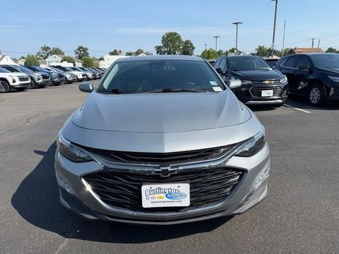 Used 2023 Chevrolet Malibu LT w/ Sport Edition FWD image 2
