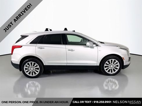 Used 2017 Cadillac XT5 Platinum image 4