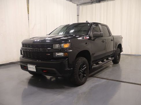 Used 2019 Chevrolet Silverado 1500 Custom Trail Boss w/ Custom Convenience Package AWD/4WD image 6