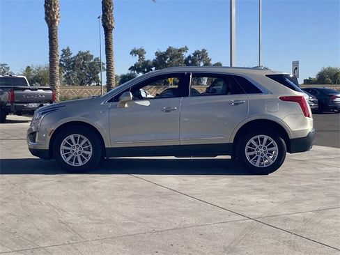 Used 2017 Cadillac XT5 FWD image 9