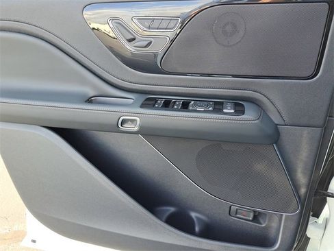 New 2026 Lincoln Aviator Premiere w/ Jet Appearance Package image 20