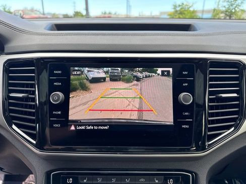 Used 2023 Volkswagen Atlas Cross Sport SEL AWD/4WD image 20