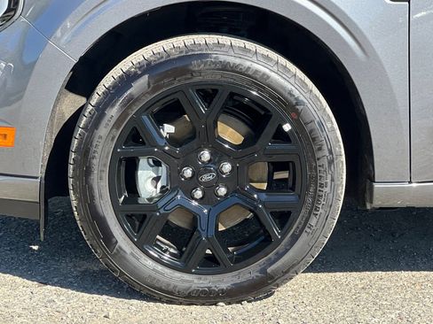 Used 2025 Ford Maverick Lobo image 25