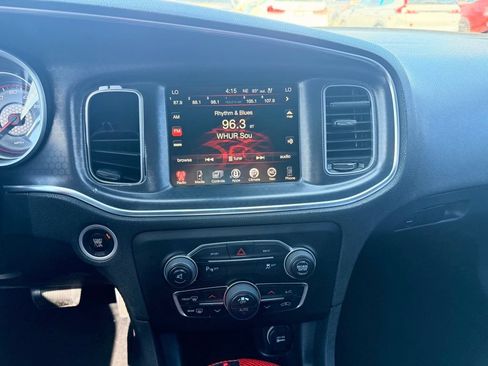 Used 2016 Dodge Charger R/T w/ Plus Group RWD image 22