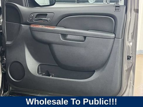 Used 2012 Chevrolet Tahoe LT w/ Luxury Package RWD image 27