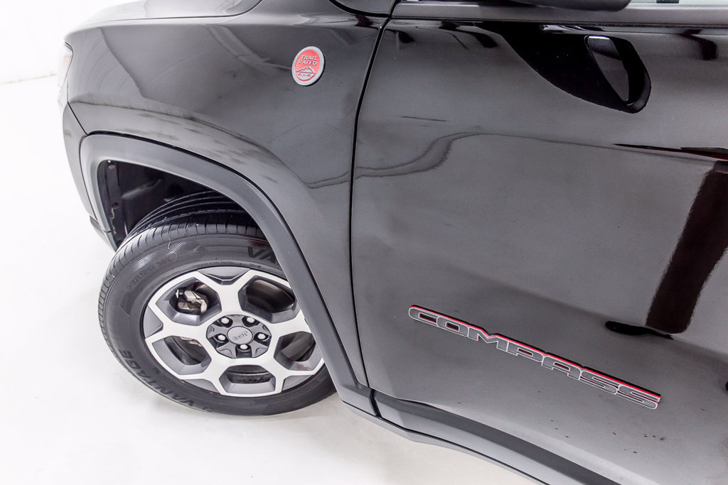 Used 2022 Jeep Compass Trailhawk AWD/4WD image 11