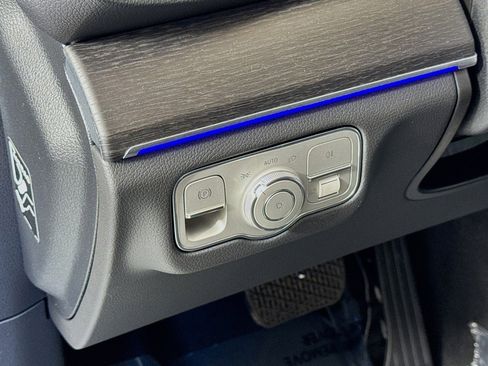 New 2025 Mercedes-Benz GLE 580 4MATIC image 10