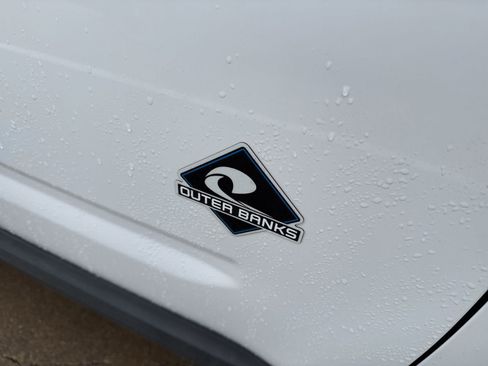 Used 2022 Ford Bronco Sport Outer Banks image 5