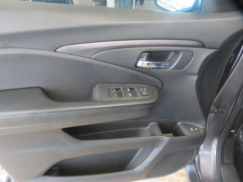 Used 2017 Honda Pilot EX-L image 13