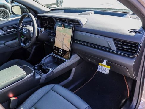 New 2026 GMC Terrain AT4 w/ Convenience Package III image 18