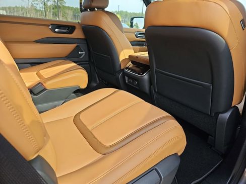 New 2026 Nissan Armada SL w/ Captain's Chari Seat Package image 14