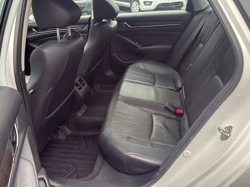 Used 2018 Honda Accord EX-L image 10