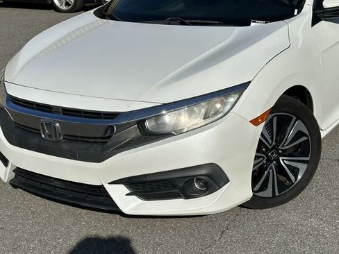 Used 2016 Honda Civic EX-T image 9