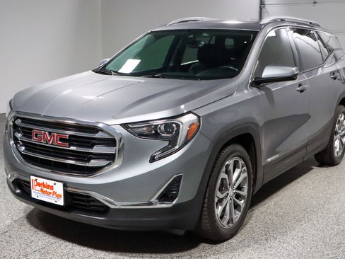 Used 2020 GMC Terrain SLT w/ Preferred Package image 31
