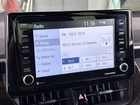 Used 2022 Toyota Corolla LE image 22