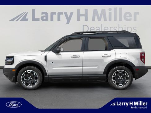 New 2026 Ford Bronco Sport Outer Banks image 3