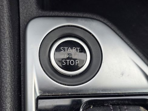 Used 2020 Nissan Sentra SV FWD image 21