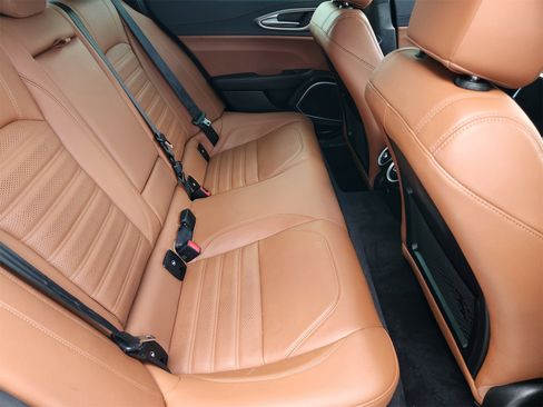 Used 2020 Alfa Romeo Giulia Ti Sport w/ Quick Order Package 22U Sport image 31