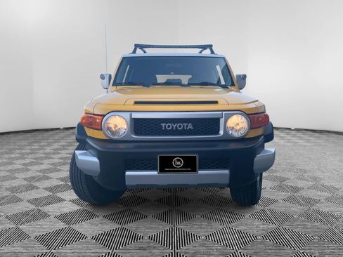 Used 2007 Toyota FJ Cruiser 4WD image 3