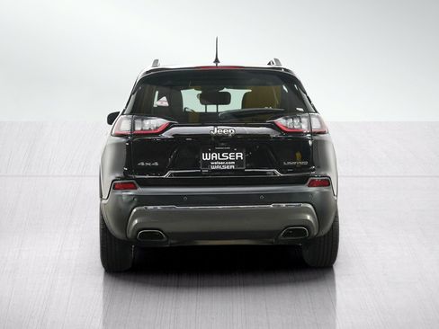 Used 2019 Jeep Cherokee Limited w/ Technology Group AWD/4WD image 4