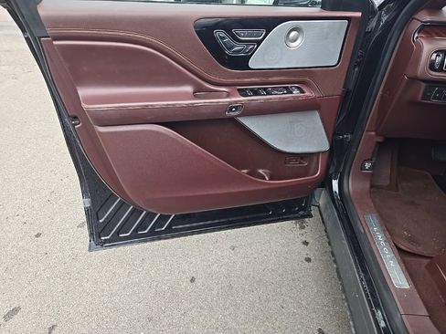 Used 2020 Lincoln Aviator Black Label w/ Dynamic Handling Package image 15