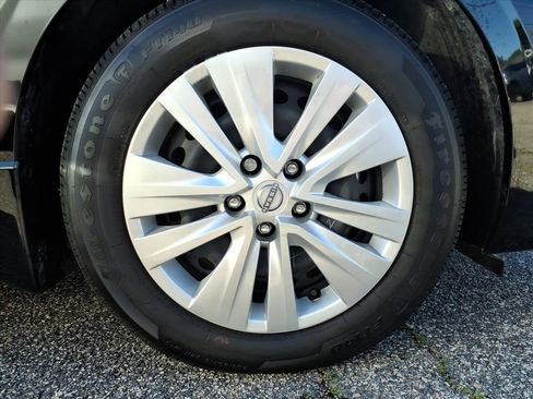 Used 2025 Nissan Sentra S image 22