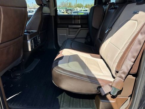 Used 2019 Ford F150 Limited w/ Trailer Tow Package image 9