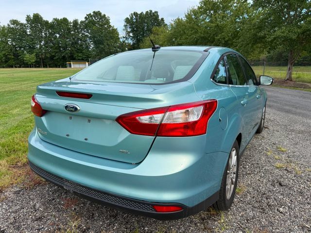 Used 2012 Ford Focus SEL FWD image 4