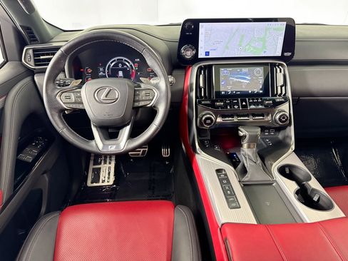 Used 2023 Lexus LX 600 F Sport image 31
