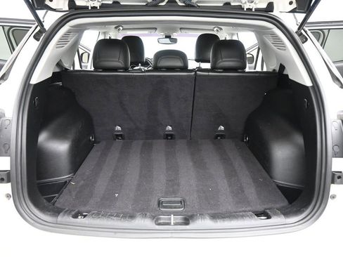 Used 2020 Jeep Compass Latitude image 19