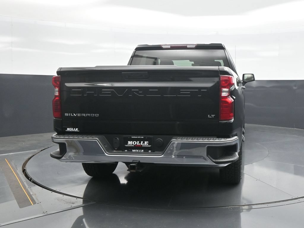 Used 2022 Chevrolet Silverado 1500 LT AWD/4WD image 6
