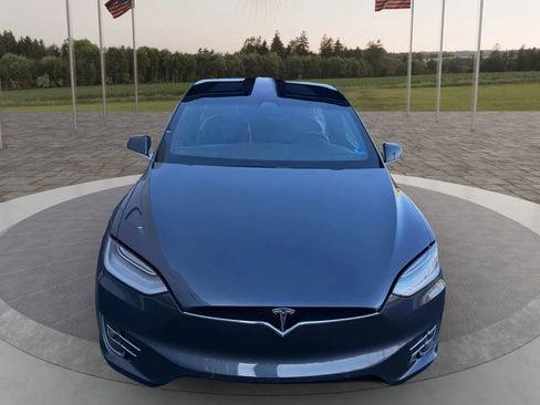 Used 2017 Tesla Model X 100D image 26