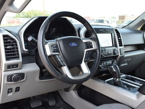 Used 2018 Ford F150 Lariat AWD/4WD image 10