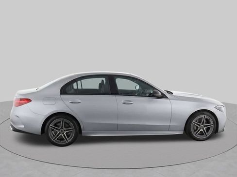 Used 2025 Mercedes-Benz C 300 4MATIC Sedan image 8