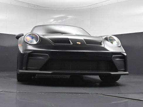 Certified 2026 Porsche 911 GT3 w/ Chrono Package RWD image 32