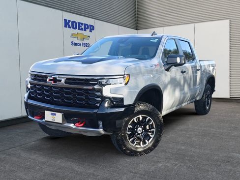 Used 2024 Chevrolet Silverado 1500 ZR2 w/ Technology Package image 1