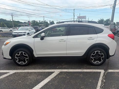 Used 2016 Subaru Crosstrek 2.0i Premium w/ Popular Package #1 AWD/4WD image 4