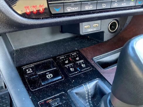 Used 2020 Lexus RX 350 AWD w/ Premium Package image 35
